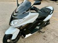 YAMAHA T-MAX 