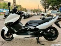 YAMAHA T-MAX 