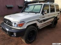 TOYOTA LAND CRUISER 76